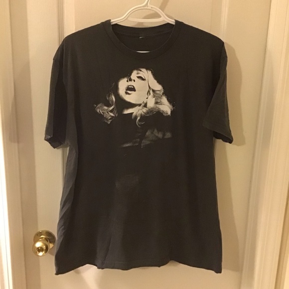 Madonna Sticky & Sweet Tour Size M - Picture 3 of 4